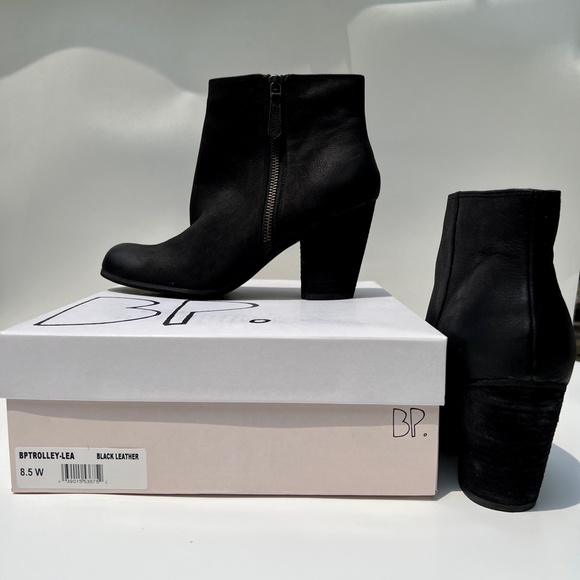 NWT BP Nordstrom Trolley Ankle Booties - Sizes 8.5W or 9W - Picture 2 of 12